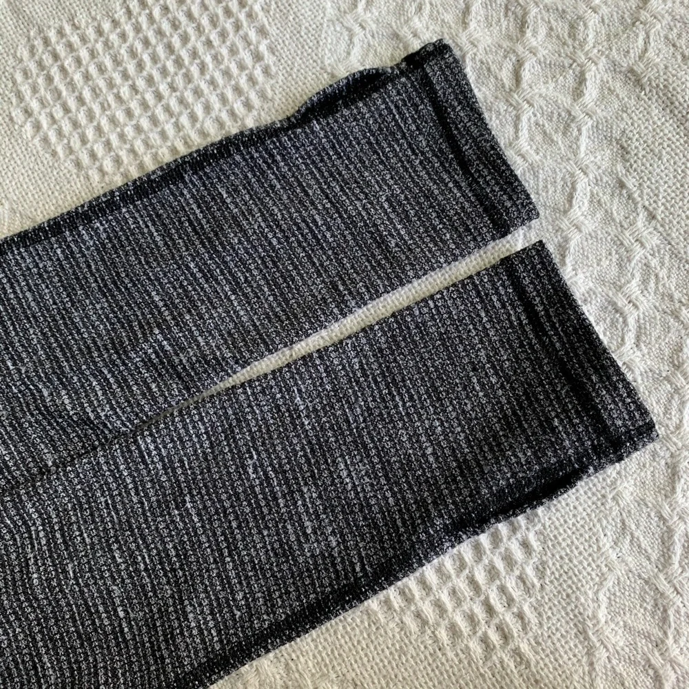 Lululemon pullover - Picture 7 of 9